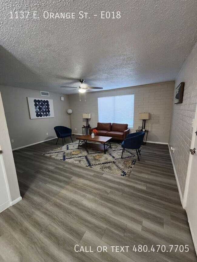 Foto del edificio - Fully renovated, 2 bedroom/2 bath unit ava...