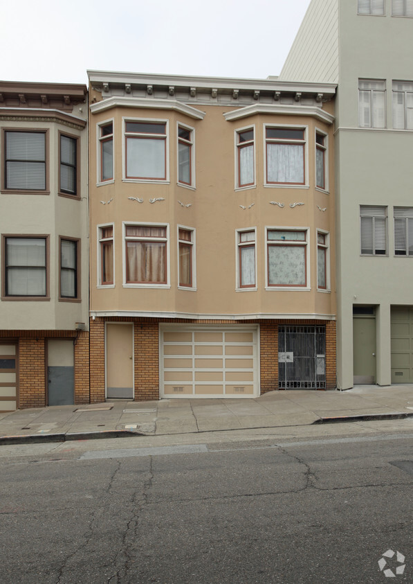 Primary Photo - 3906 Sacramento St