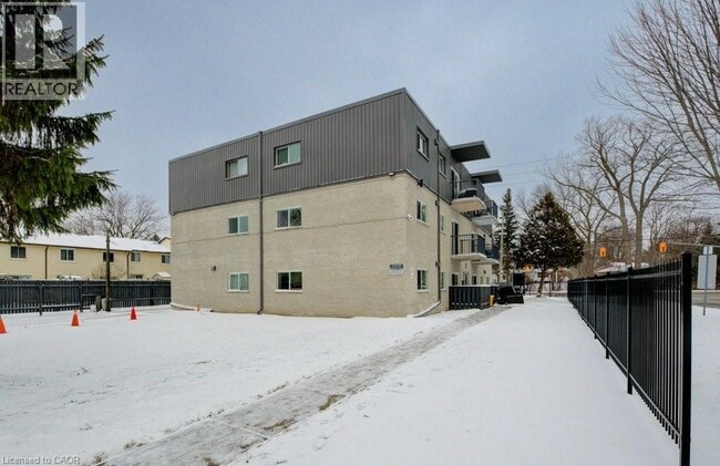 Building Photo - 151 Marconi Blvd