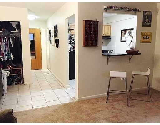 Foto principal - 745 E 6th St