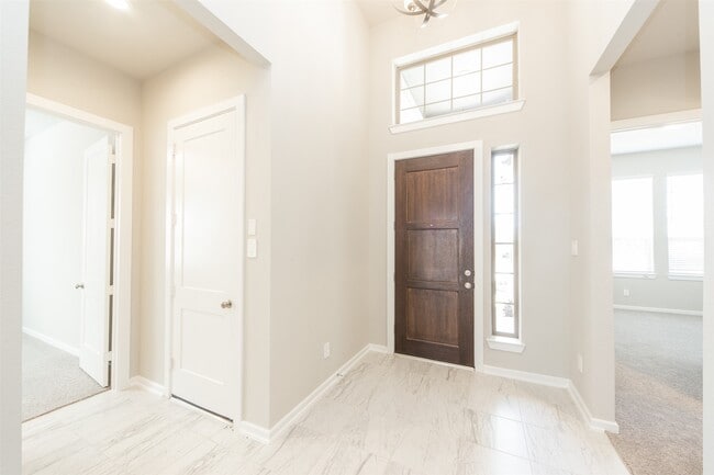 Foto del edificio - 2131 Wisteria Cove Dr