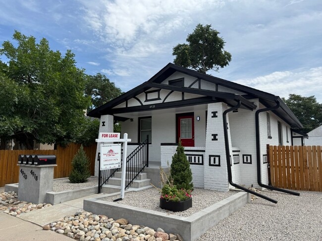 Photo - 4920 Lincoln St Townhome