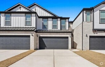 Building Photo - 2725 Woodall Dr