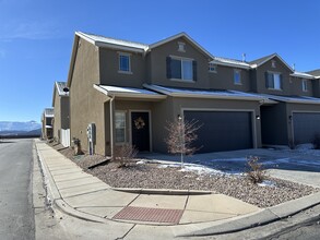 Building Photo - 3083 W 1750 S