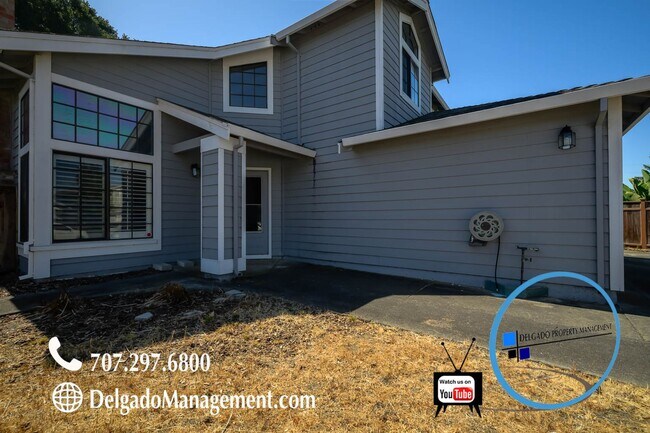 Building Photo - Glen Cove Large 4 bedroom home