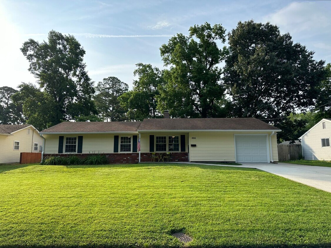 Primary Photo - Welcome to this beautiful updated ranch in...