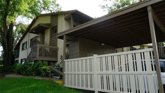 Foto del edificio - 13012 Wedgewood Way