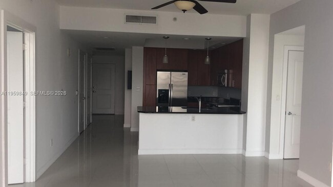 Foto del edificio - 315 NE 3rd Ave