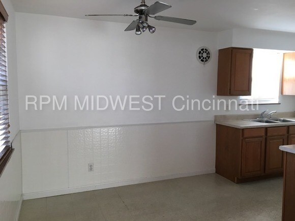 Foto del edificio - 540 Riddle Crest Ln