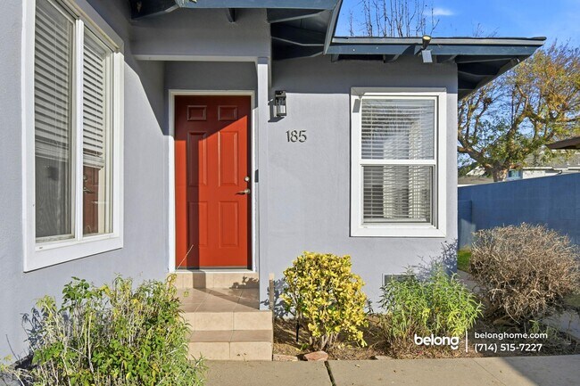 Foto del edificio - 185 N Batavia St