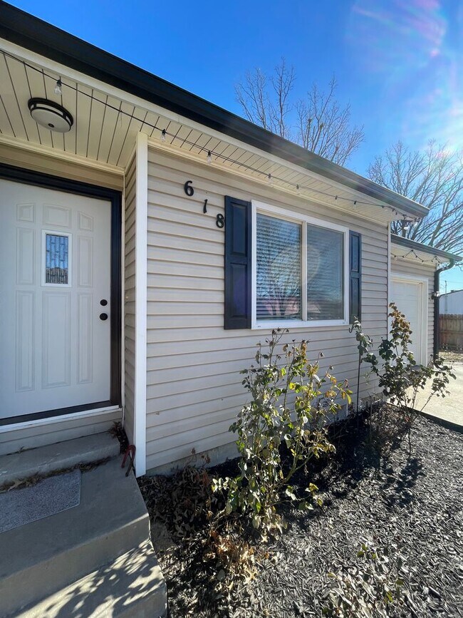 Foto del edificio - 618 Wilson St