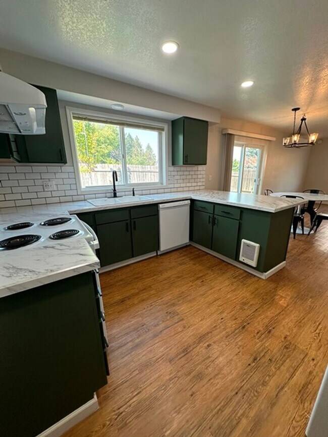 Foto del edificio - Great duplex unit