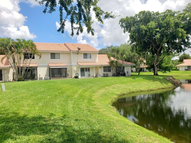 Building Photo - 6407 Boca Cir