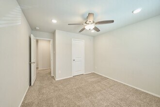 Building Photo - 901 Chickasaw Dr