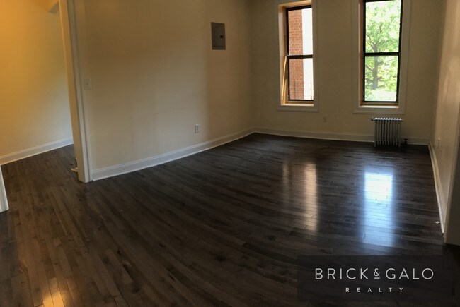 Building Photo - 1012 Ocean Ave