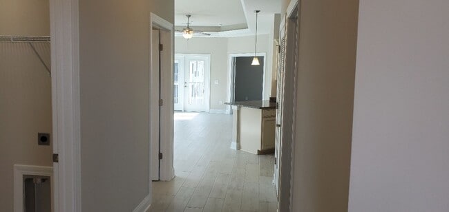 Foto del edificio - 3 bedroom, 2 bath condo at Queens Harbour