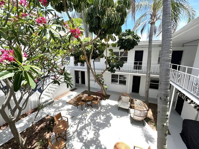Building Photo - Satoshi Hideout- Simple living in Downtown St Pete