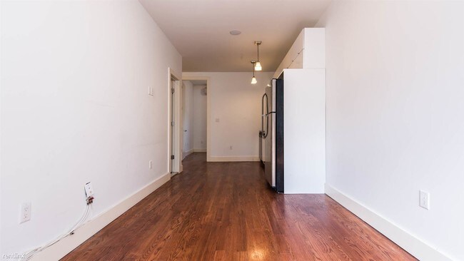 Building Photo - 3 br, 1 bath Apartment - 92 S 4th St Unit 4BB
