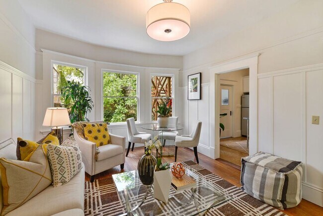 Foto del edificio - 151 Russ St