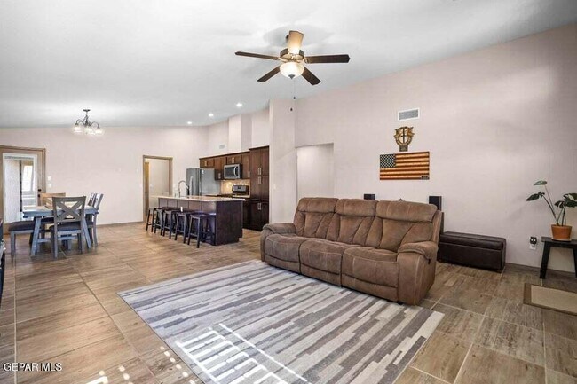 Foto del edificio - 1917 Tim Foster St