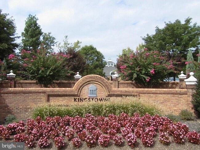 Foto del edificio - 7729 Rachael Whitney Ln