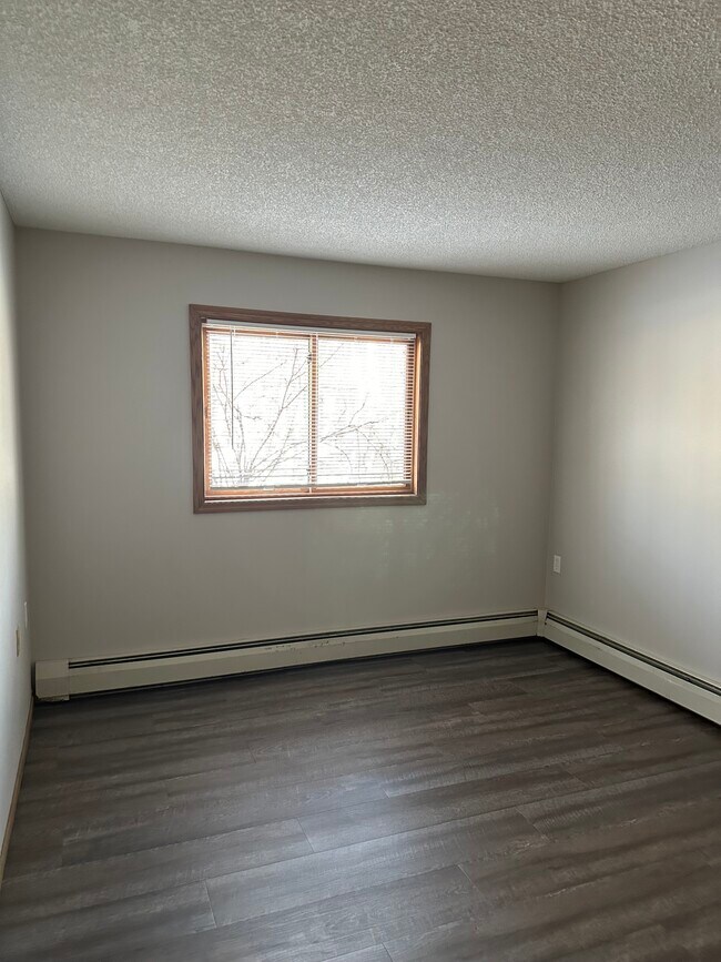 Foto del edificio - Shorewood Place Apartments