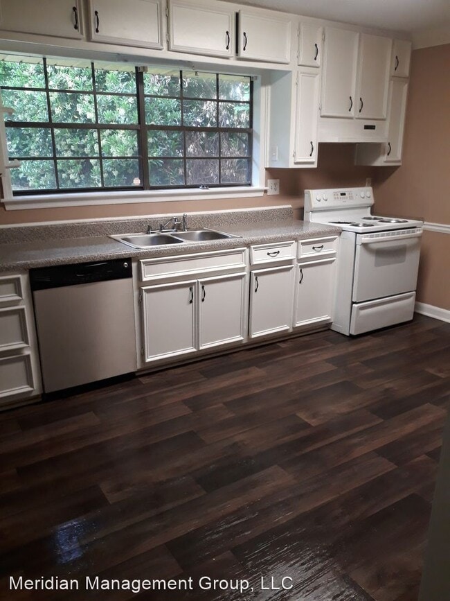 Building Photo - 3 br, 2.5 bath House - 2117 Amish Court
