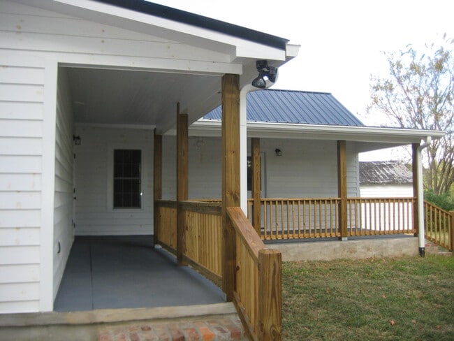 Foto del edificio - 1000 Ewing Albright Rd