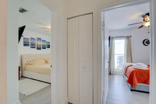 Foto del edificio - 3170 NW 68th Ct