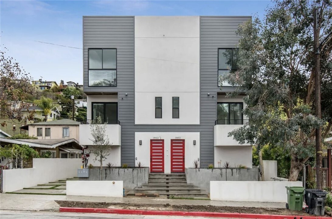 Foto principal - 1862 Echo Park Ave