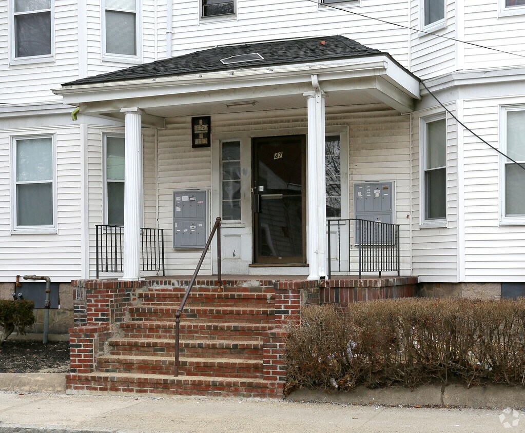  - 47 Highland St