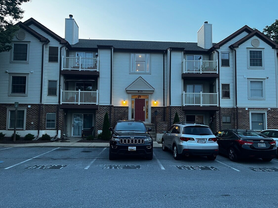 Foto principal - 815 Stratford Way