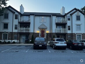 Building Photo - 815 Stratford Way