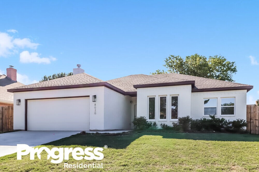 Foto principal - 8020 Tree Leaf Ln
