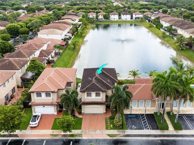 Foto del edificio - 4401 NW 113th Ct