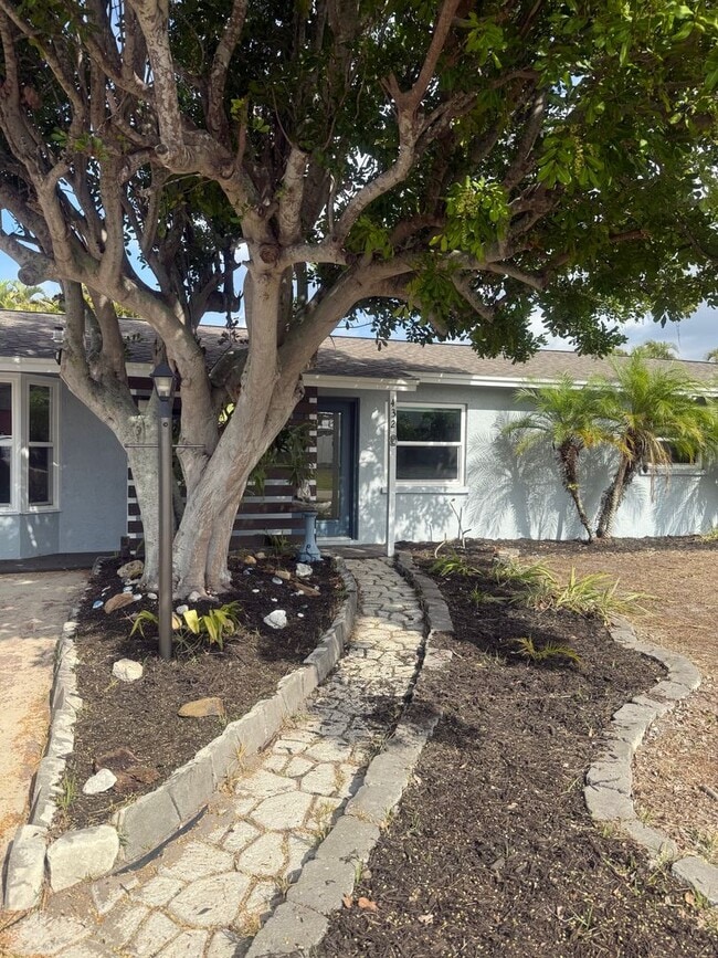 Foto del edificio - Welcome to your private Florida retreat in Palmetto!