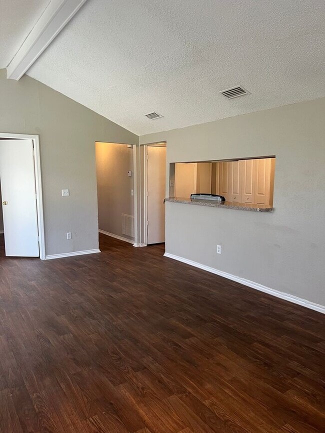 Building Photo - 11815 Garden Terrace Dr