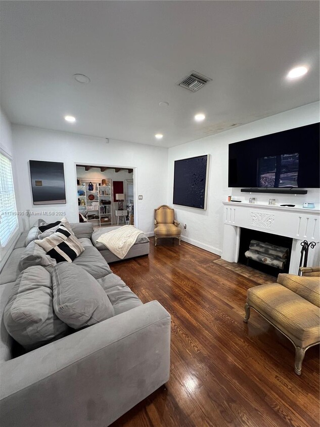 Foto principal - 314 Romano Ave