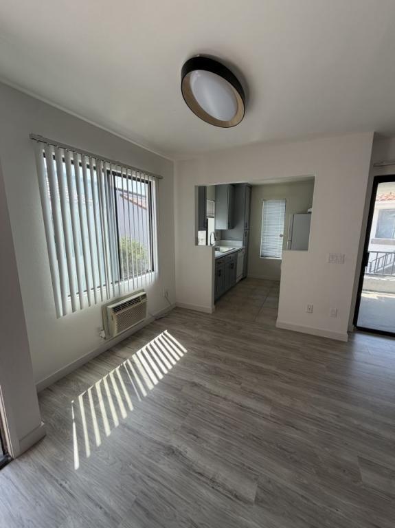 Foto del edificio - 8435 Westmore Rd