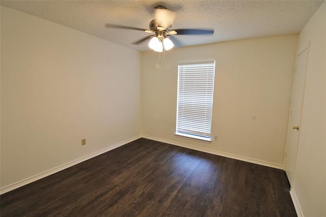 Foto del edificio - 1234 Mockingbird Ln