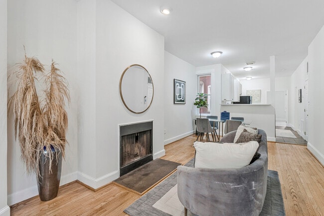 Photo - 1443 East Capital St SE House