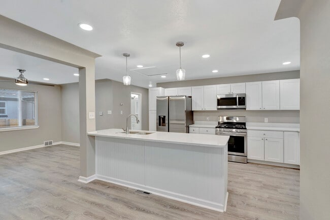 Building Photo - 1539 Fairfax St