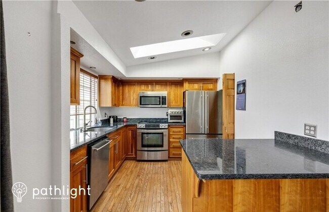 Foto del edificio - 3713 N Vassault Street, Tacoma, WA, 98407