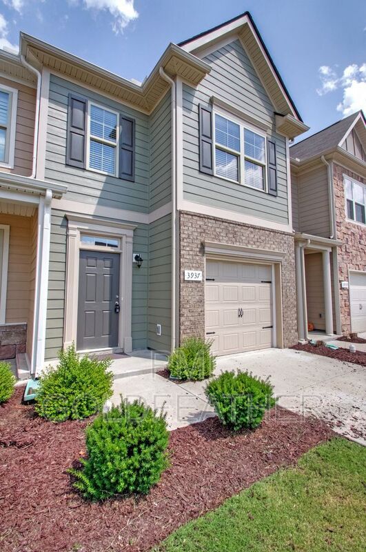 3937 Cannonsgate Ln, Murfreesboro, TN 37128 Townhome Rentals in