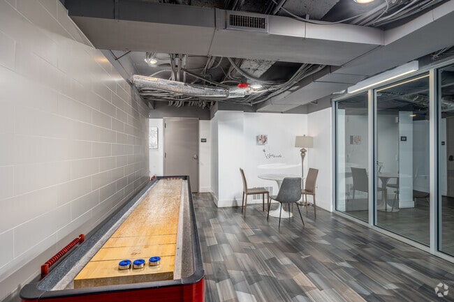 Game Room - The Netherland and Monarch Apartments