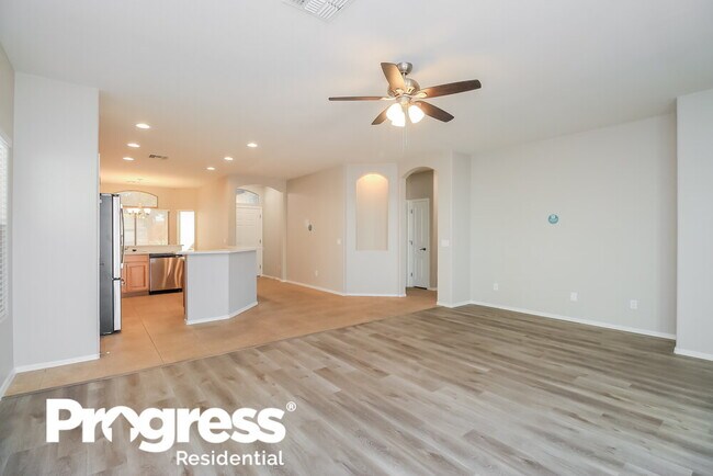 Foto del edificio - 44331 Rhinestone Rd