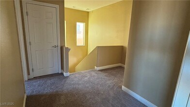 Building Photo - 9473 Alma Ridge Ave