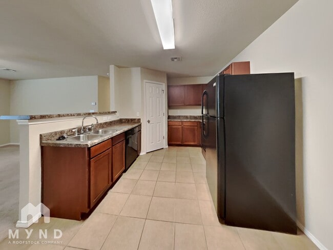 Building Photo - 5606 N 35th St