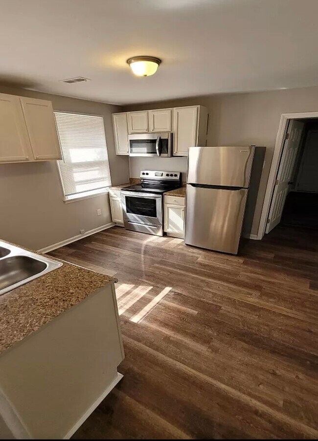 Foto del edificio - 2584 Cherry St