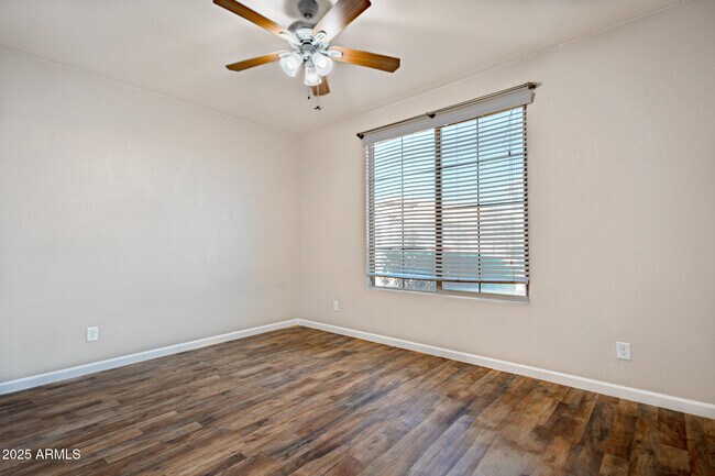Foto del edificio - 18433 W Sunnyslope Ln